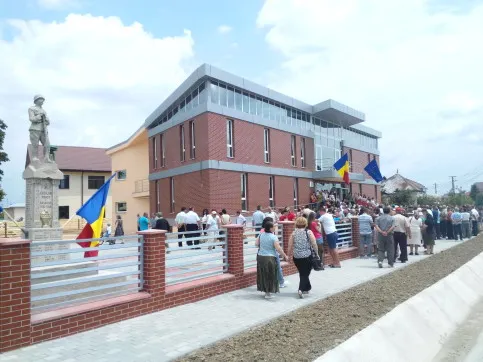 Consilier local, găsit stare de conflict de interese de natură administrativă