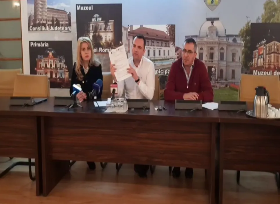 Primăria Târgoviște-38 de autobuze vechi și licitație pentru 28 noi, la preluarea serviciului de transport