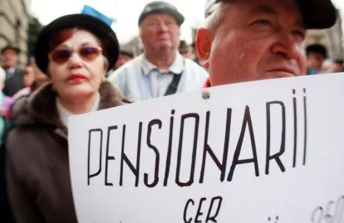 Câți pensionari țin în cârcă salariații din Dâmbovița