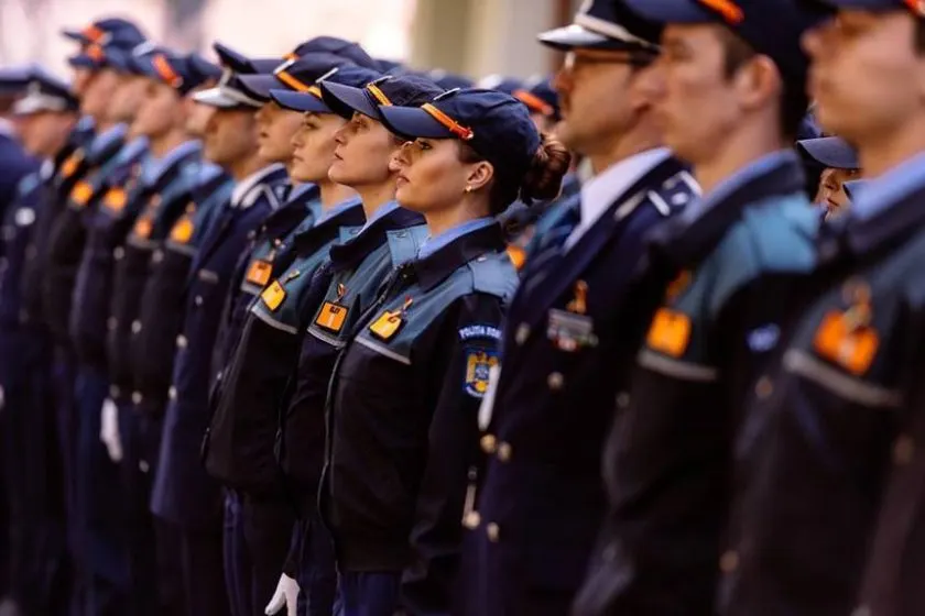 MAI anunță că școlile de agenți și subofițeri nu mai organizează admitere
