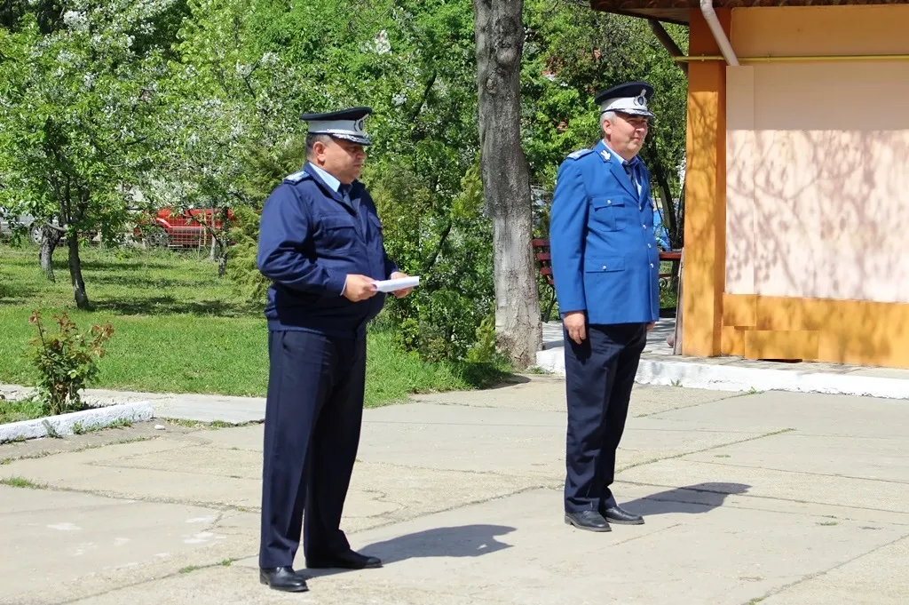 După 28 de ani de carieră militară, un ofițer jandarm a trecut în rezervă cu drept la pensie