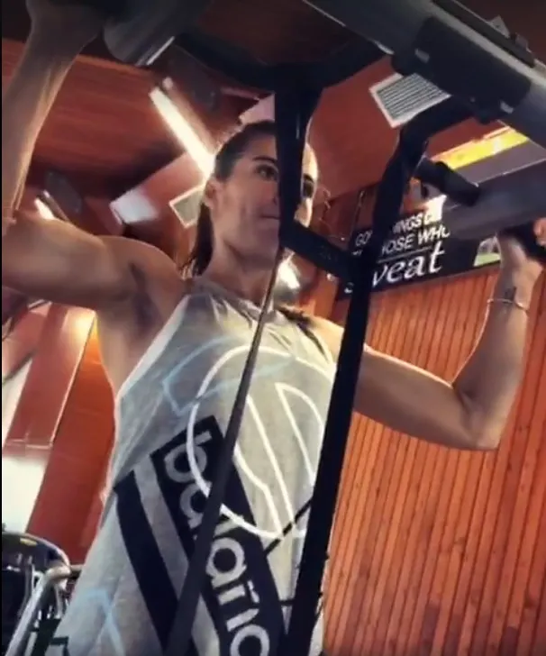 Video| Sorana trage tare, în sala de antrenament