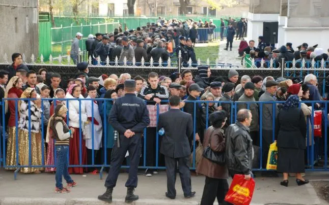 Jandarmii din Galați și Vrancea au alergat pentru Centrul de Recuperare şi Refacere a Militarilor Veterani din Dâmboviţa
