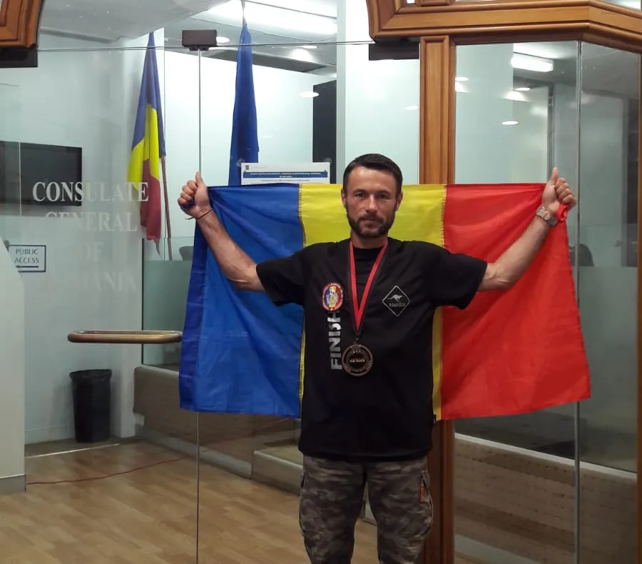 Două persoane rănite în urma unei coliziuni între un autoturism și o căruță