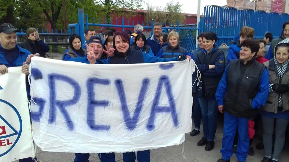 A șasea zi de grevă generală, la Electroaparataj SA Târgoviște