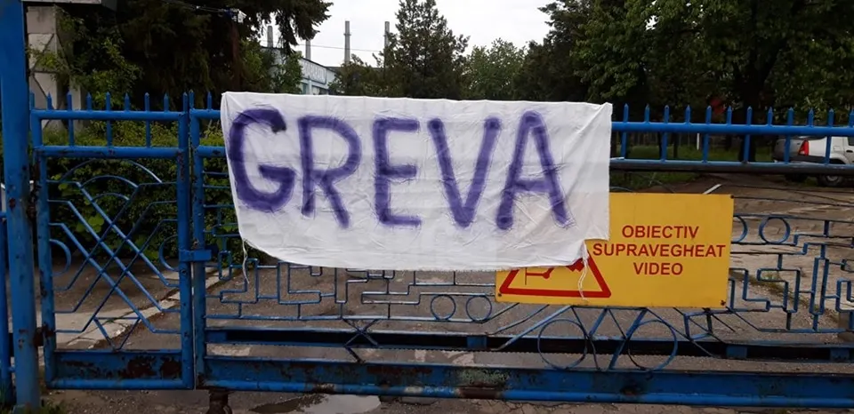 Greviștii de la Elecroaparataj Târgoviște nu renunță. 59 de zile lucrătoare de la declanșarea protestului