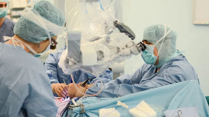 Bărbat din Târgoviște, operat de o tumoră invazivă la un spital din Oradea
