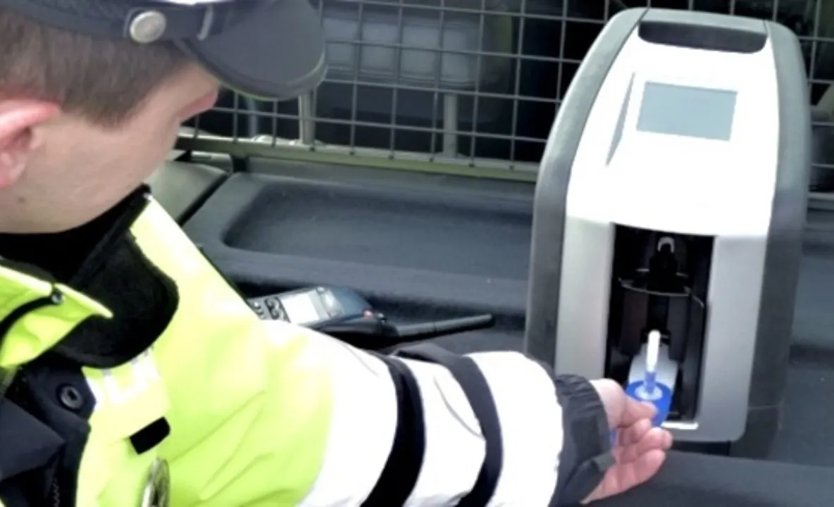 Alcolemii record și droguri. Sub astfel de "influențe" conduceau trei dâmbovițeni, descoperiți de polițiști