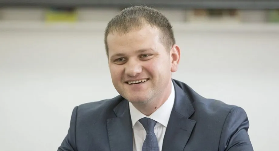 Absolvent al Universității Valahia, candidat la Primăria Chișinău