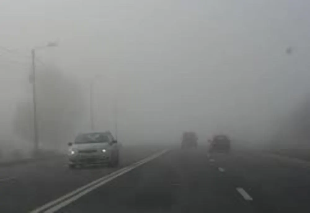 Din cod galben în cod galben. Ceață, chiciură și polei, în sudul României și Moldova