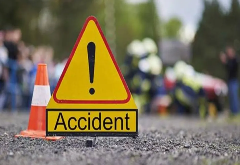 Accident pe DN 72. O femeie a fost lovită de o mașină, când traversa strada