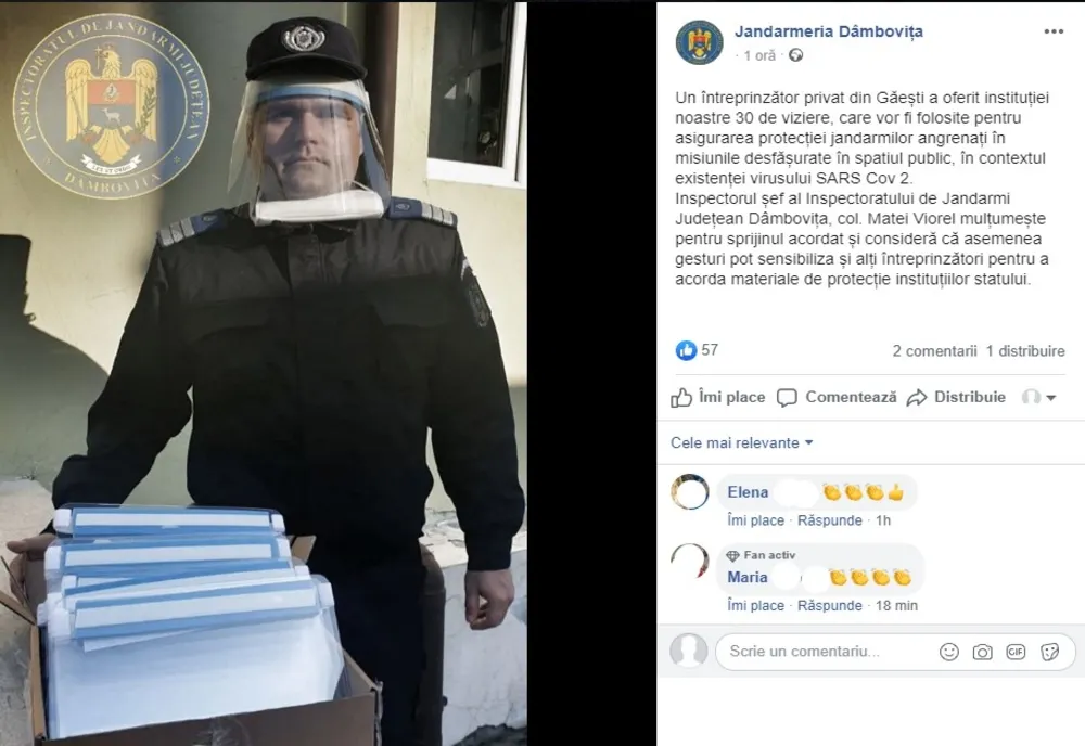 Donație de viziere, pentru protecție împotriva coronaviruslui, la Jandarmeria Dâmbovița