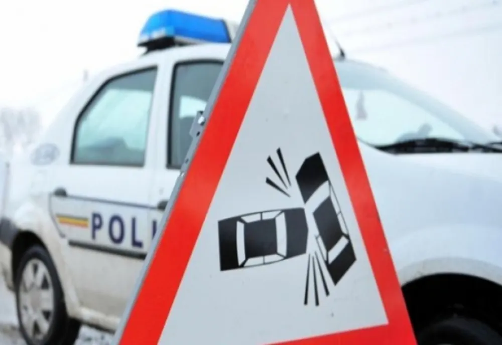 Coliziune auto la Răcari. Două persoane au fost rănite