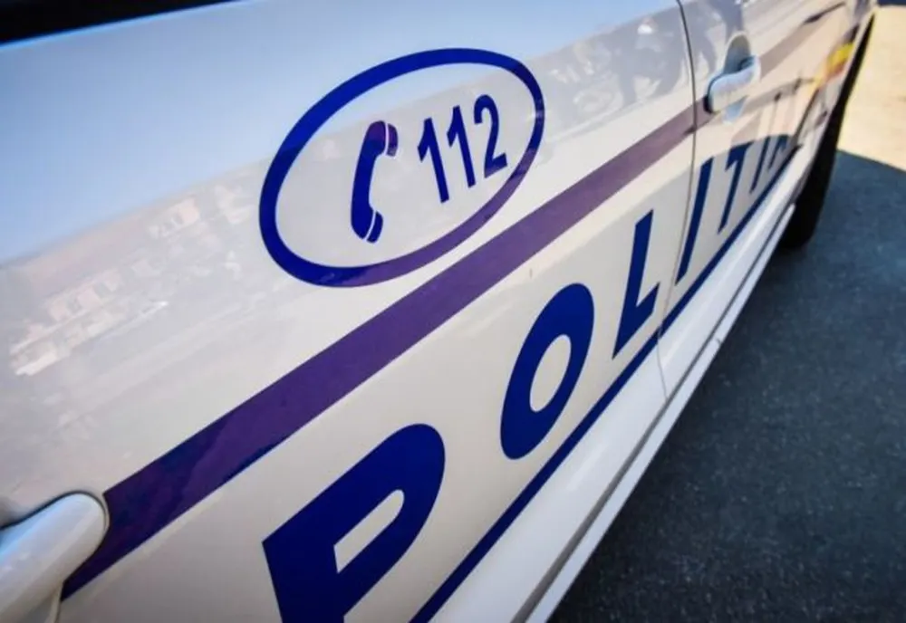 O șoferiță și fetița ei, rănite într-un accident rutier