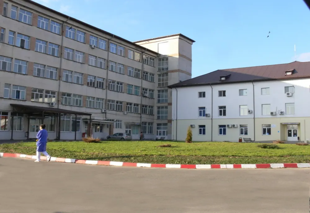 O femeie a născut pe cale naturală la un spital COVID, din Dâmbovița