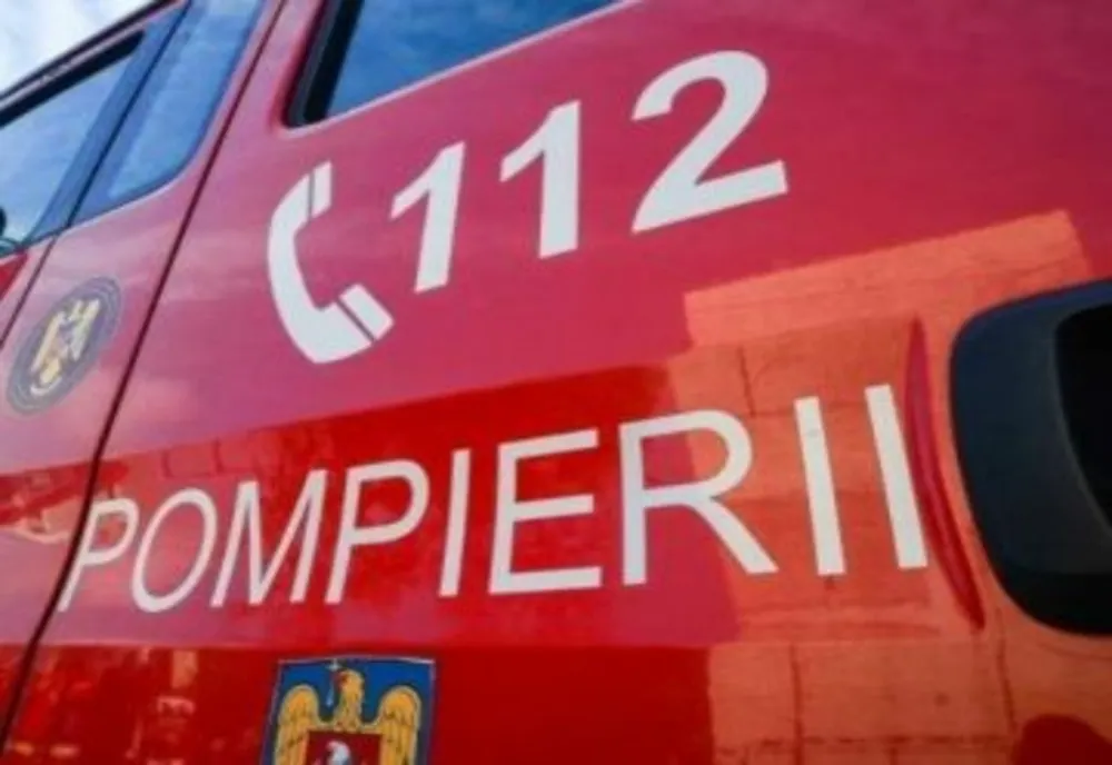 Un tânăr a vrut să se arunce de la etaj, în Târgoviște