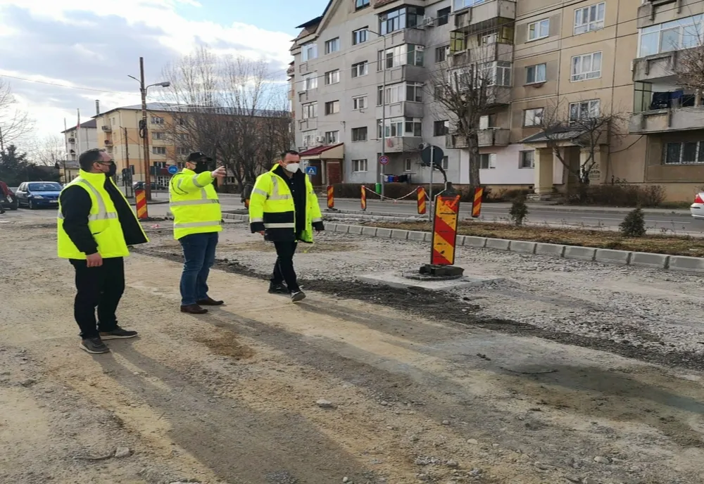 Târgoviște: A început programul de reabilitare și extindere a parcărilor 