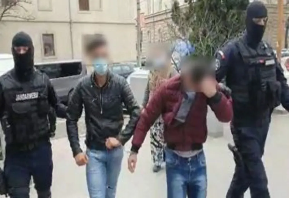 Dâmboviţa. Bărbaţi reţinuţi după un conflict spontan