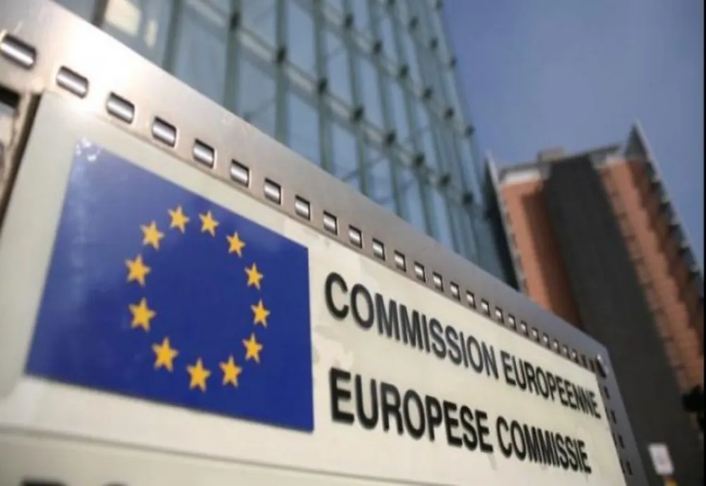 COMISIA EUROPEANĂ PROPUNE TAXE DE PÂNĂ LA 25 % PENTRU PRODUSELE DIN SUA