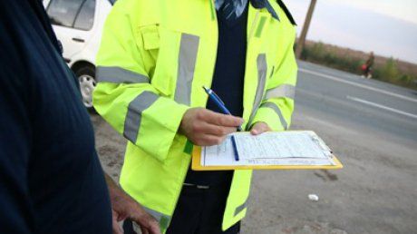 Aburii alcoolului și lipsa unui permis de conducere i-au adus un dosar penal unui bărbat