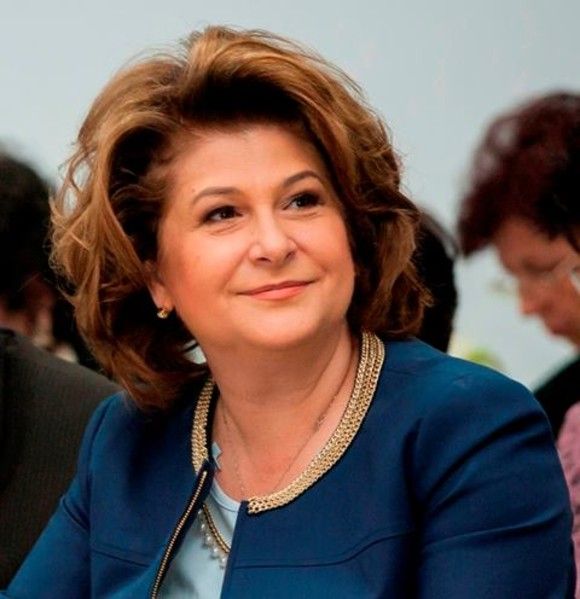 Rovana Plumb a intrat în pâine: „Tratăm cum mult respect problemele județului Dâmbovița”