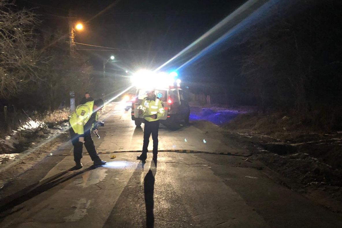 Accident mortal. Un pieton a fost lovit de un autoturism. Șoferul a plecat de la locul accidentului