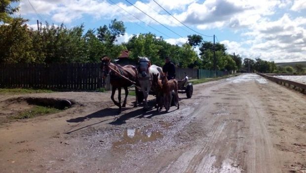 Dâmbovița, printre județele cu cei mai puțini kilometri de drumuri de pământ