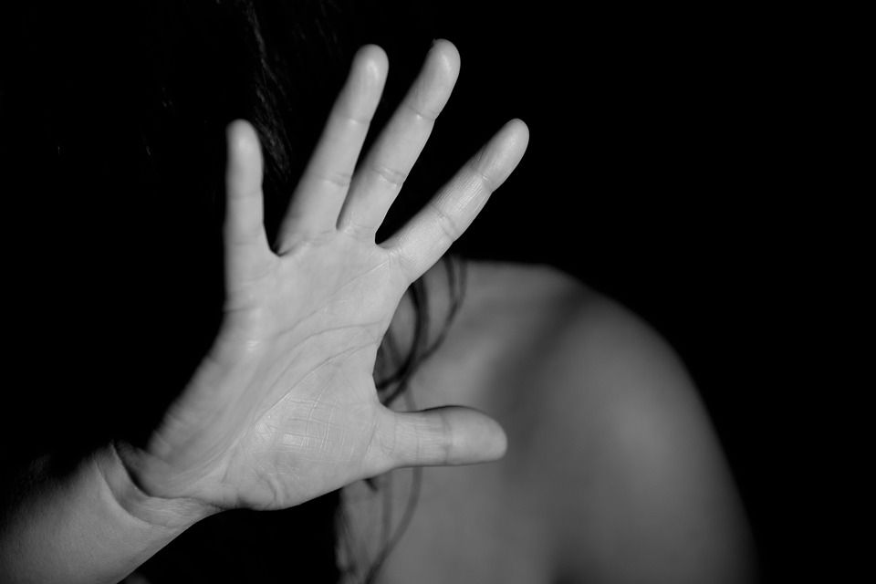 Noi ordine de protecție provizorii, emise de polițiștii dâmbovițeni, pe numele a doi bărbați