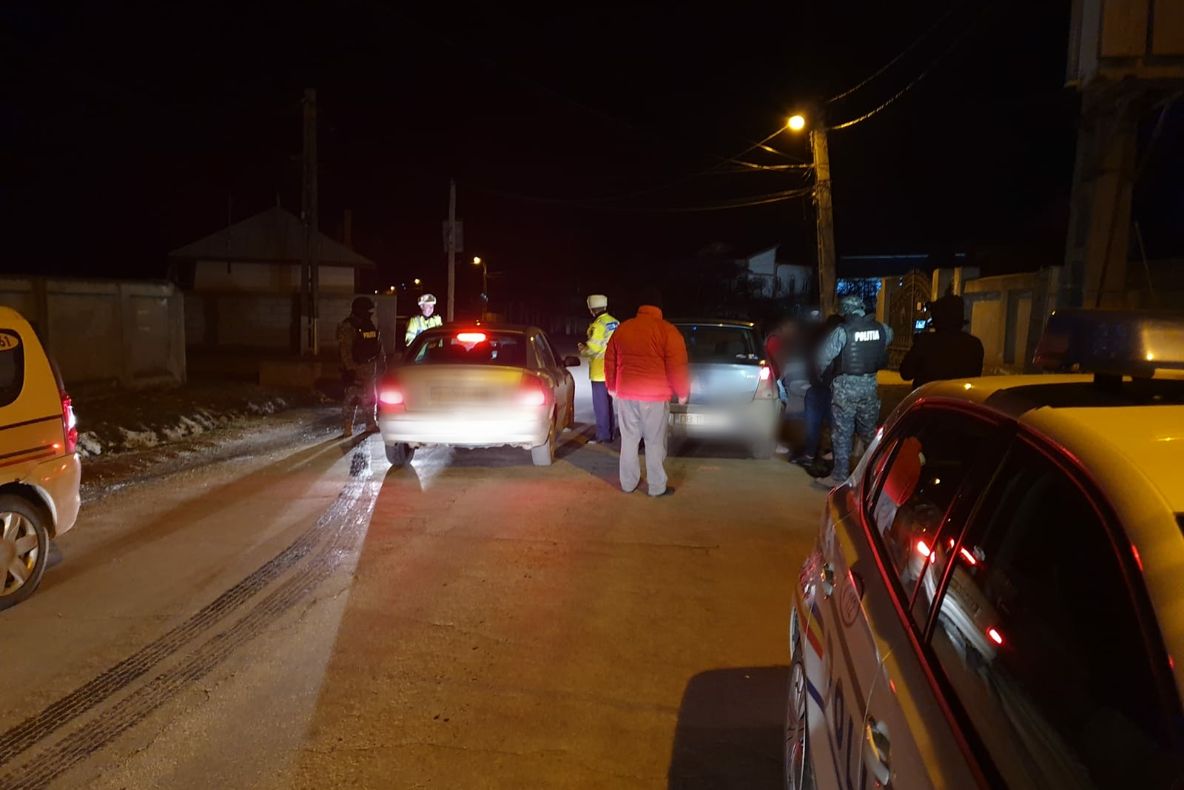 Razie de weekend. Câte permise au reținut polițiștii dâmbovițeni