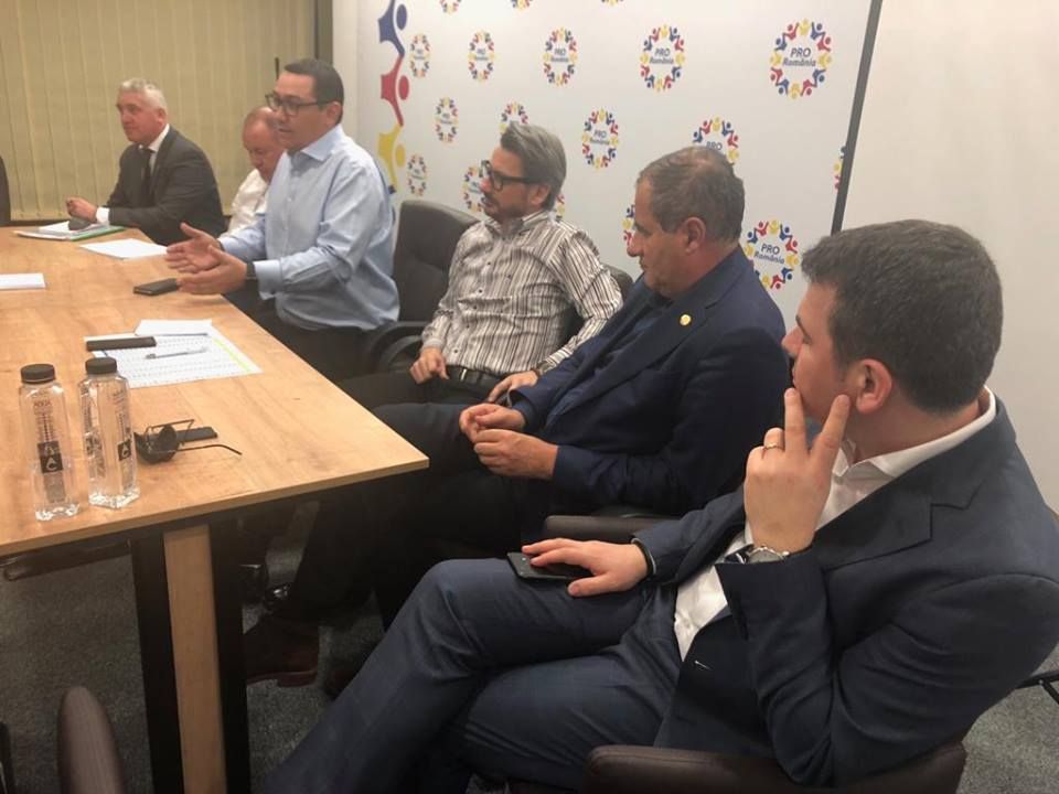 Dâmbovița are doi foști parlamentari în comitetul de coordonare al PRO România