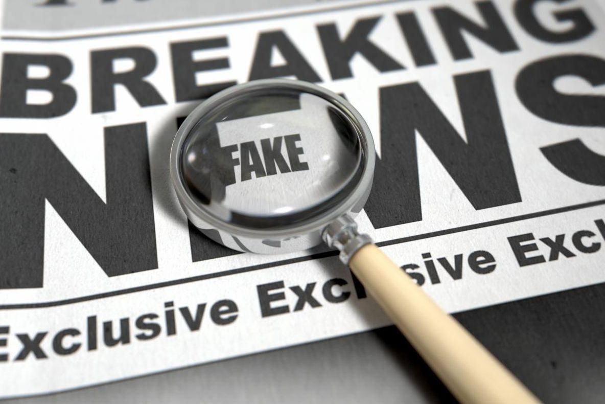 Știrile false reprezintă un pericol pentru democrație - cred 69% dintre români