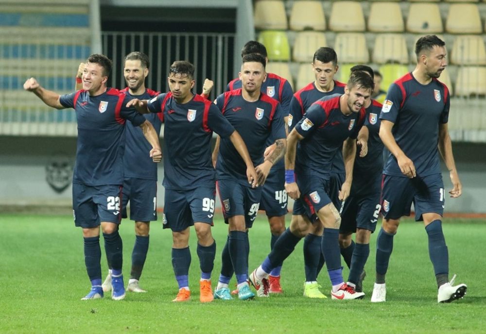 Decizie șoc! Șase cluburi din liga I de fotbal, printre care și Chindia Târgoviște, cer înghețarea campionatului