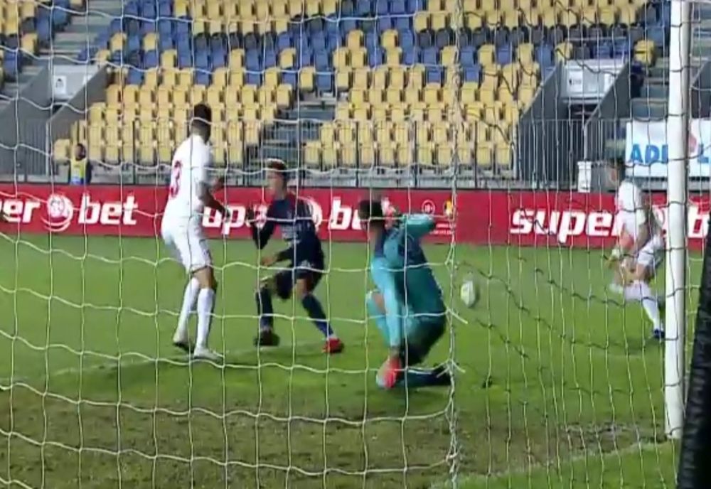 Egal ce nu mulțumește pe nimeni, între Chindia și FC Hermannstad (1-1), după ce oaspeții au condus la pauză