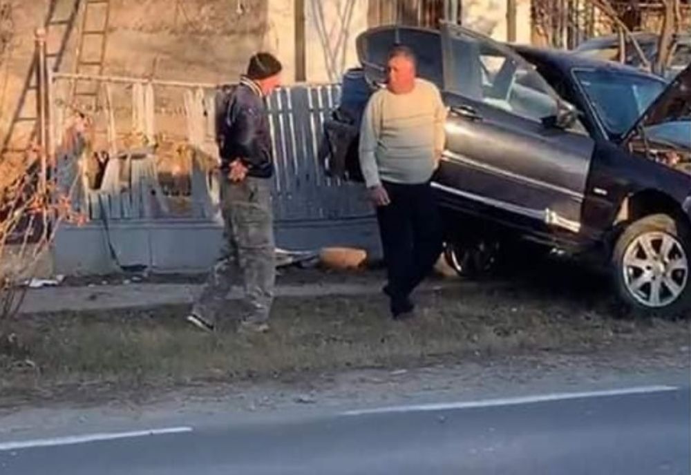 Accident spectaculos la Ulmi, în Dâmbovița, pe DN 71. Pagube importante