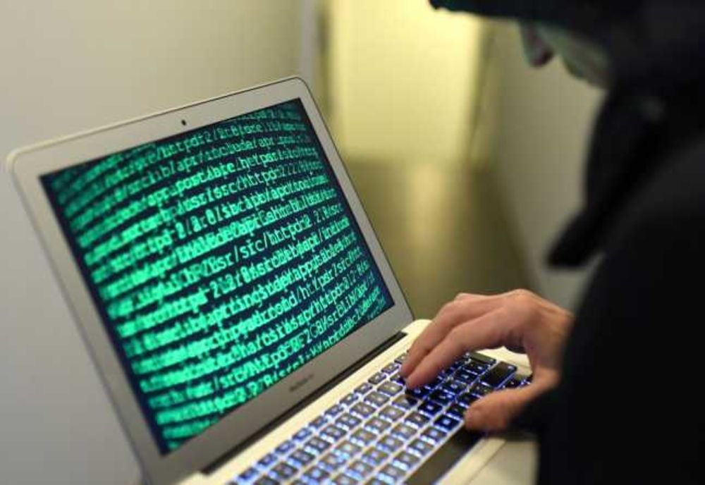 105 "criminali cibernetici" reținuți sau arestați, în primele 11 luni din 2019. Soft anti viruși creat de Poliția Română