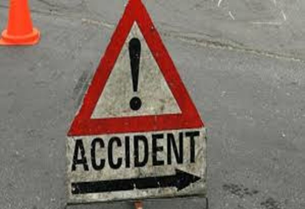 Minor de 11 ani accidentat de o mașină, la Lucieni, în Dâmbovița