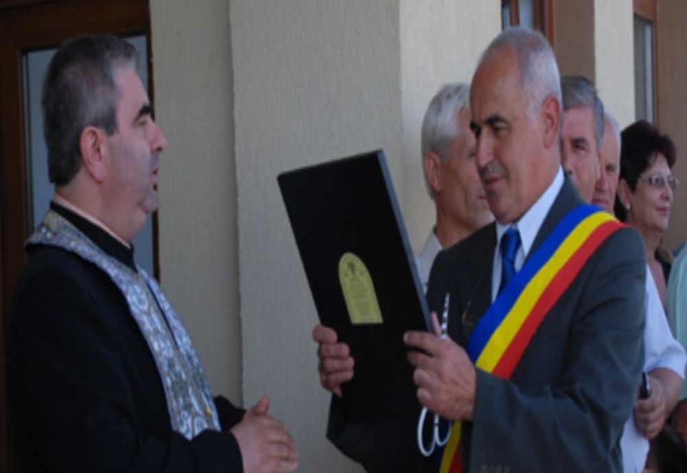 Cel mai longeviv primar din România nu mai candidează, pentru un nou mandat. Edilul șef de la Doicești conduce primăria de 38 de ani