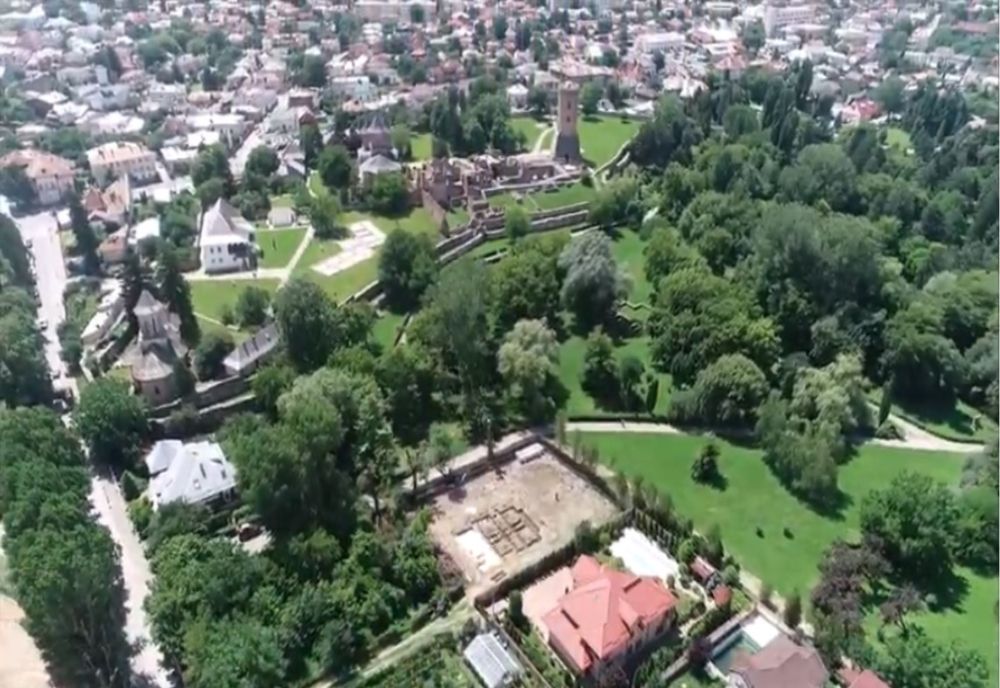 Cel mai mare parc din Târgoviște  a fost închis pentru dezinfecție. Masura face parte din planul de combatere a răspândirii coronavirusului