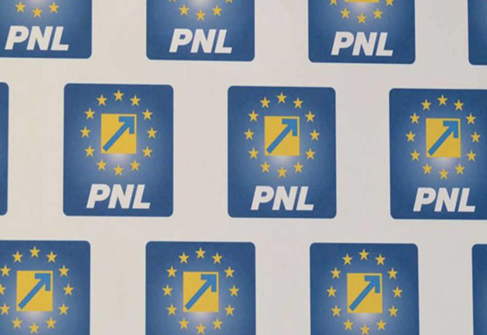 PNL intră în carantină, după ce un senator a fost confirmat cu COVID-19. Orban: Mă voi izola la Vila Lac 1