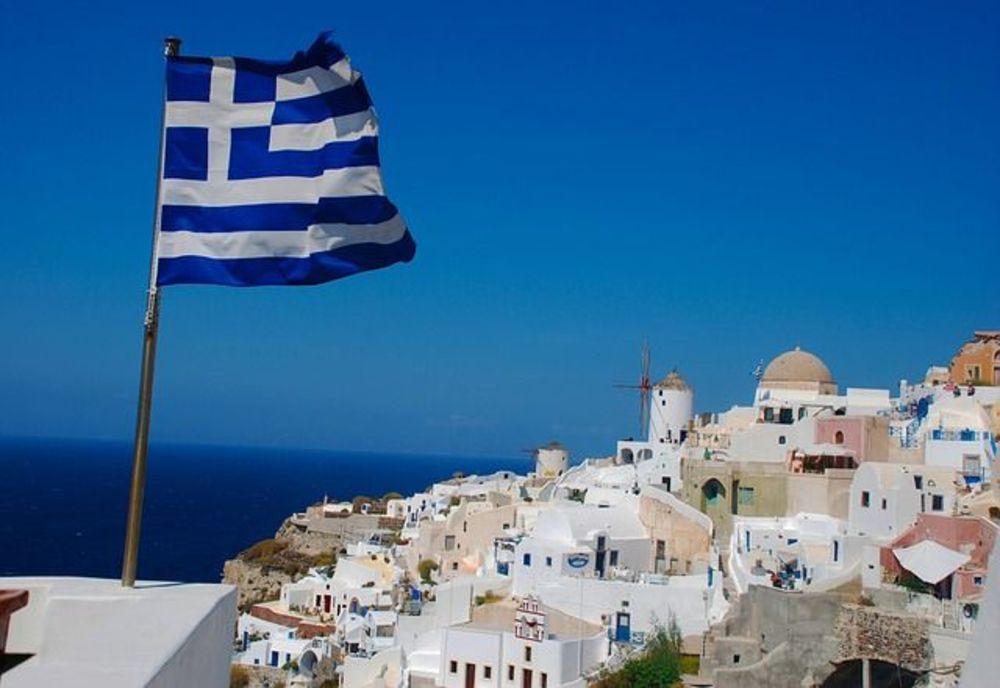 Noi informații pentru românii care vor să meargă în Grecia cu mașina: nu se mai emit formularele de intrare în țară până marți 