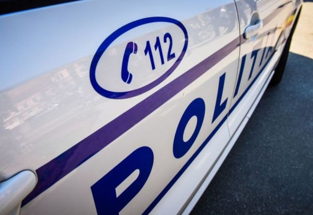 O șoferiță și fetița ei, rănite într-un accident rutier