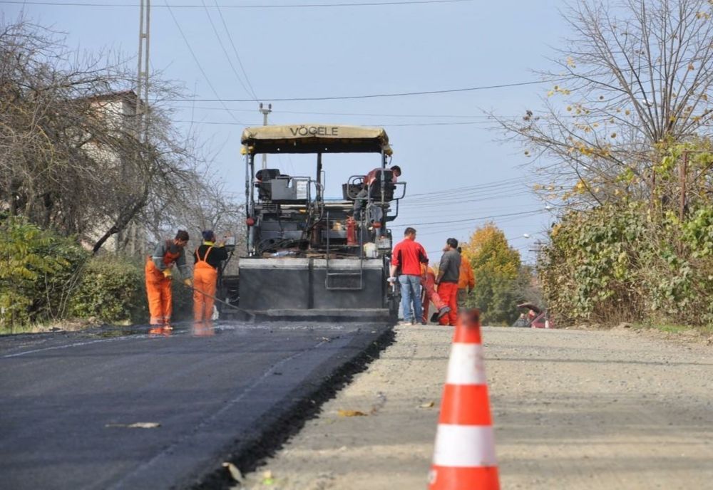 Dâmbovița. Sectoare de drumuri județene și poduri închise circulației