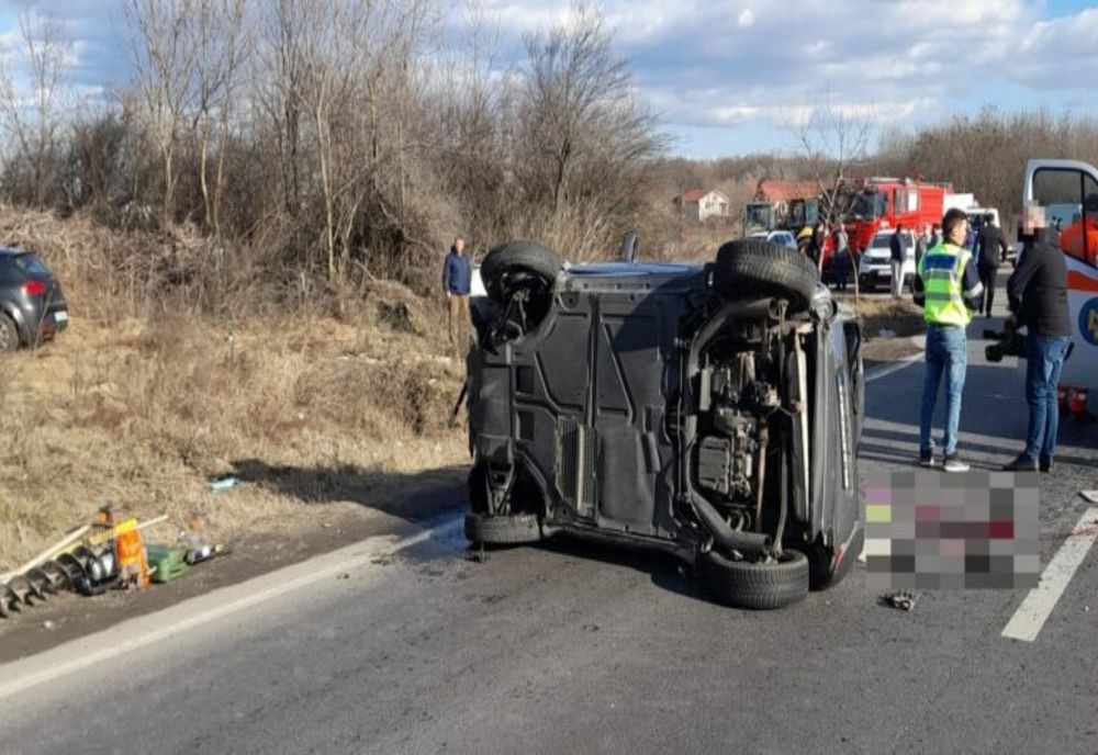 Dâmboviţa. Șoferul de 53 de ani, rănit grav în accidentul de la Tărtășești, a murit la spital