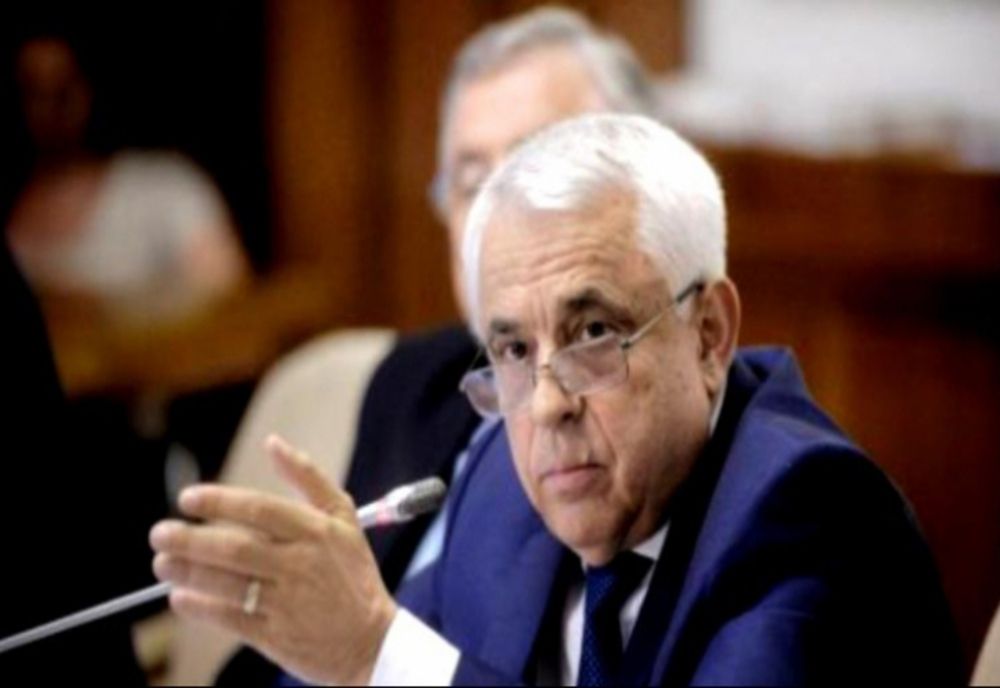 Petre Daea: „România are destulă mâncare. Nu vom ajunge să consumăm lăcuste și gândaci”