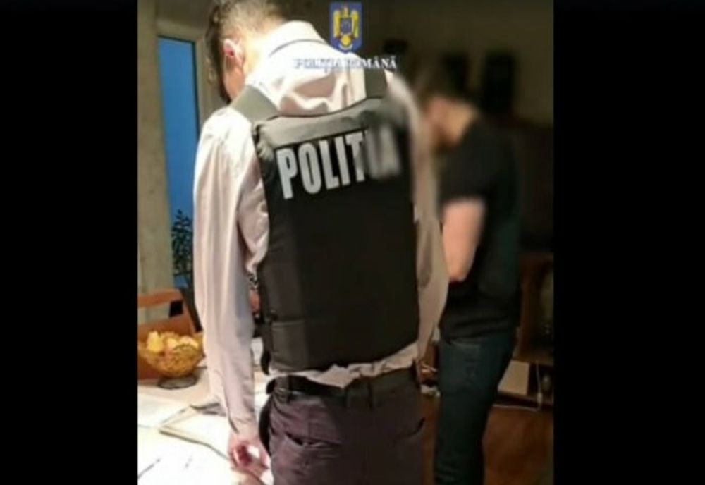 Dâmboviţa. Percheziții la persoane care vindeau droguri de mare risc în orașul Moreni și în localitățile limitrofe