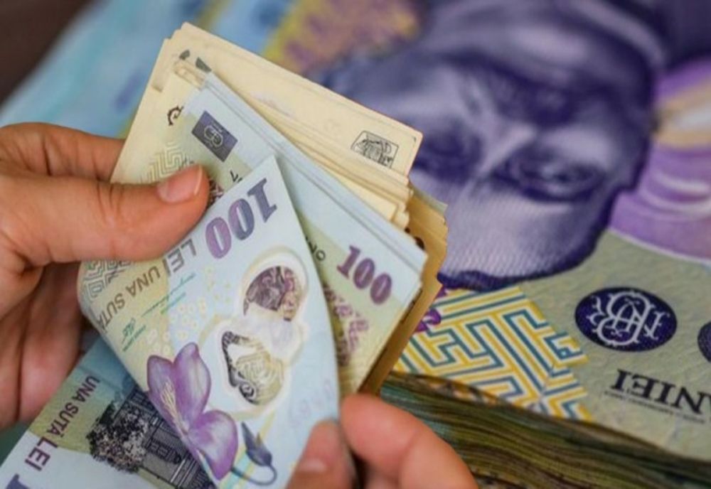Salariile de bază ale personalului din sănătate, asistenţă socială, apărare şi ordine publică se majorează de la 1 iunie