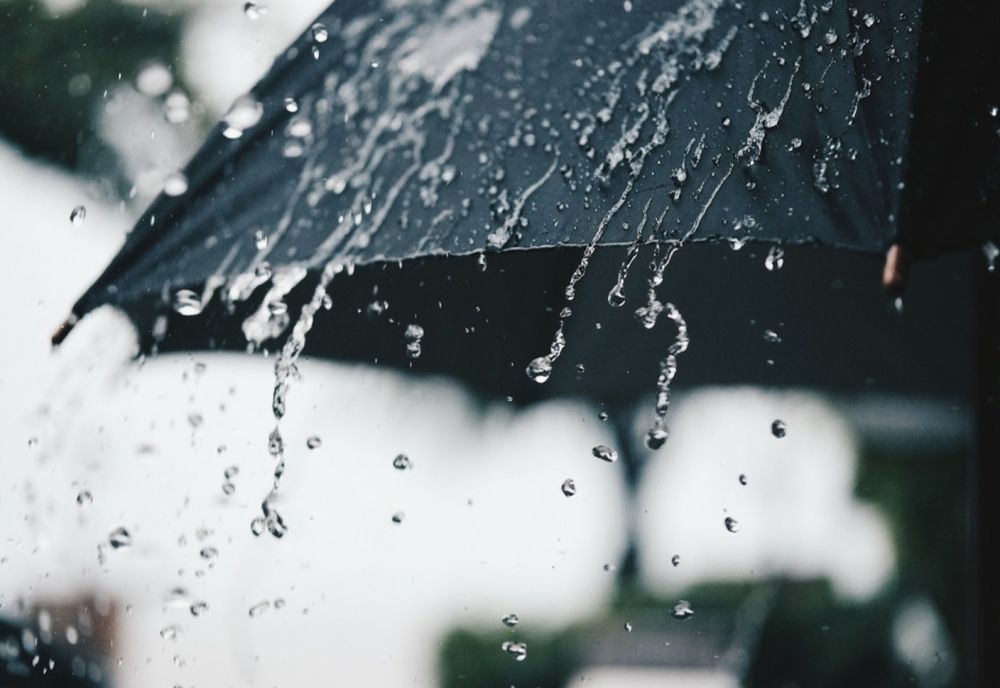 VREMEA 2 OCTOMBRIE. AVERTIZARE METEOROLOGICĂ – CODURI DE VREME SEVERĂ