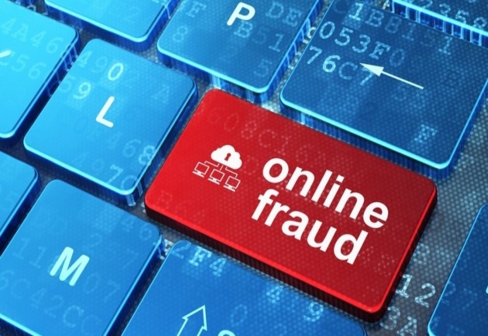 Poliţia Română, alertă de fraudă online: "Este un nou tip de încercare de a înşela oamenii"