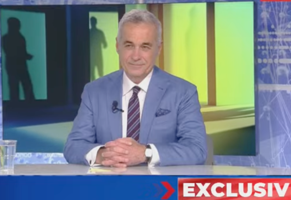 CĂLIN GEORGESCU ÎL ACUZĂ PE ANDREI CARAMITRU DE INCITARE LA VIOLENȚĂ PRINTR-O POSTARE PE FACEBOOK