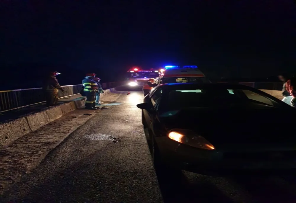 Coliziune auto la Viișoara. Un tânăr de 21 de ani a fost rănit